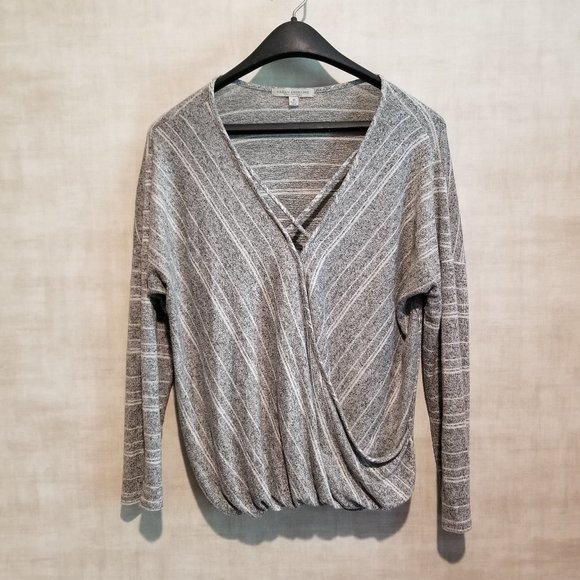 GREEN ENVELOPE LONG SLEEVE GREY & WHITE STRIPE WOMENS SWEATER - Picture 1 of 8